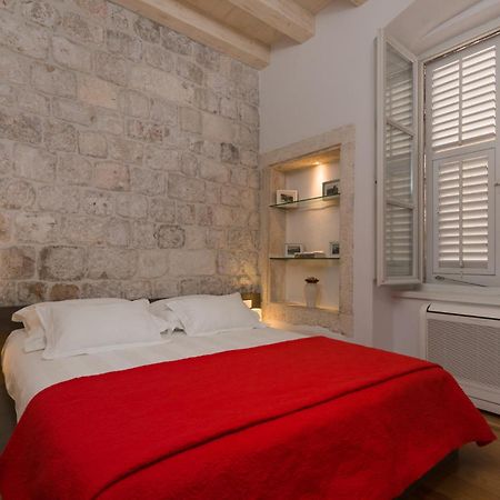 Nije Presa Apartment 2 Ragusa Esterno foto